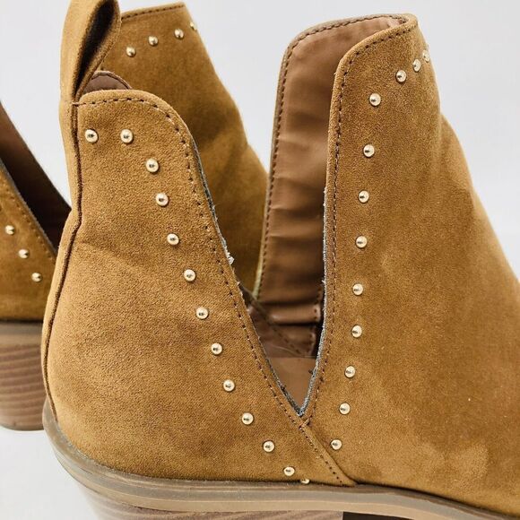 Target It’s A New Day Brown Shoes Studded Ankle Pointed Toe Booties Size 8.5 - Picture 3 of 12